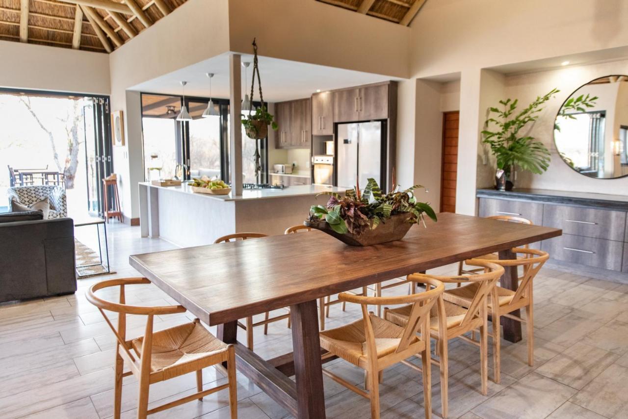 Moya Safari Villa Hoedspruit Exterior foto